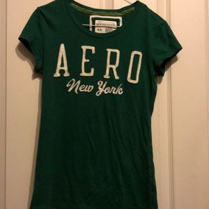 Women’s M Dark Green Aeropostale Tee